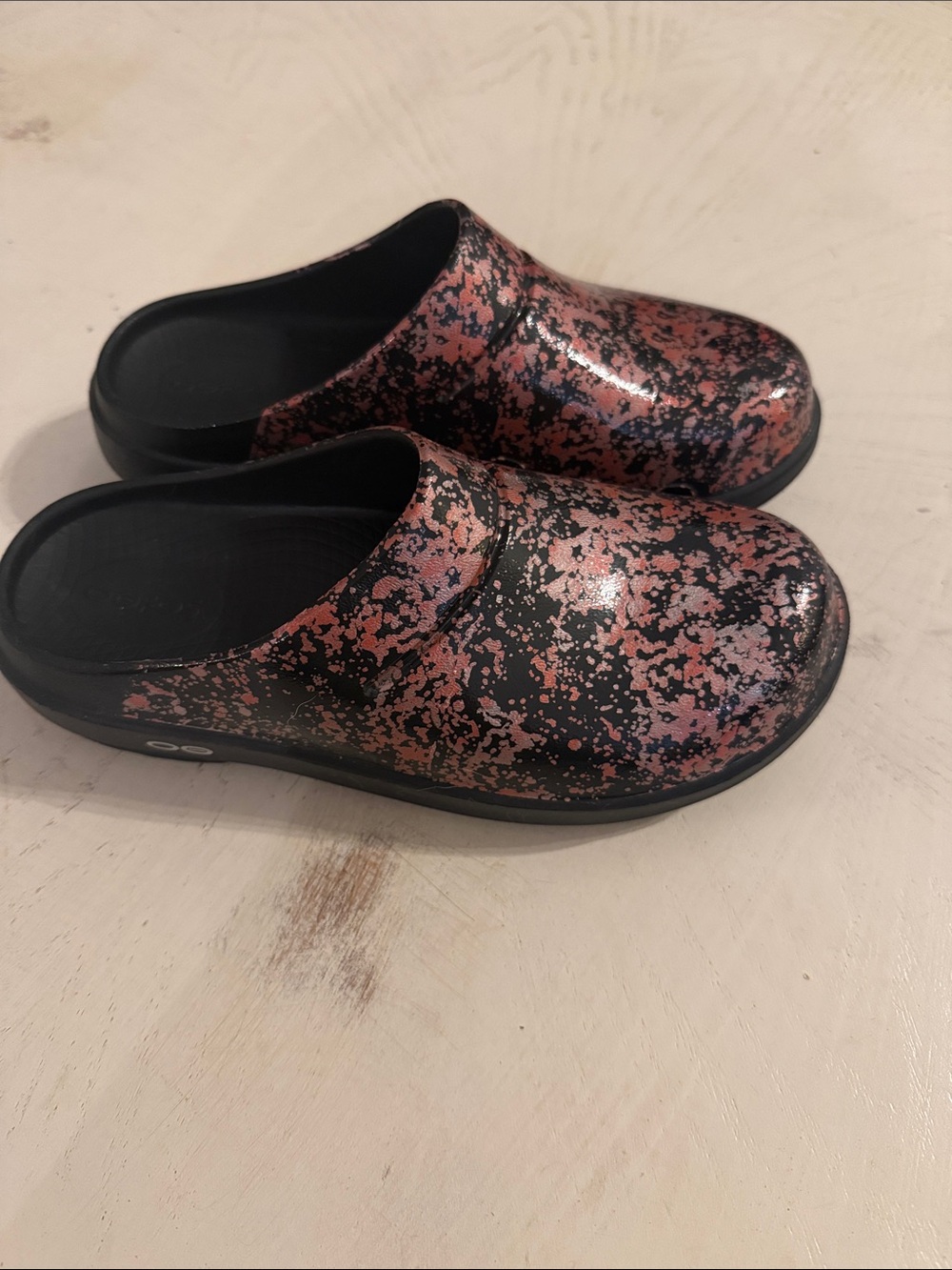Oofos mules clogs sandals euro sz 38 US sz M5/W7